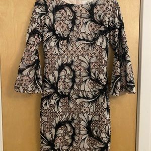 Belle Badgley Mischka Embroidered Lace Bell Sleeve Dress